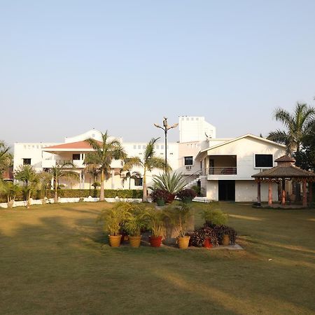 Swayam Resort Balangir Extérieur photo